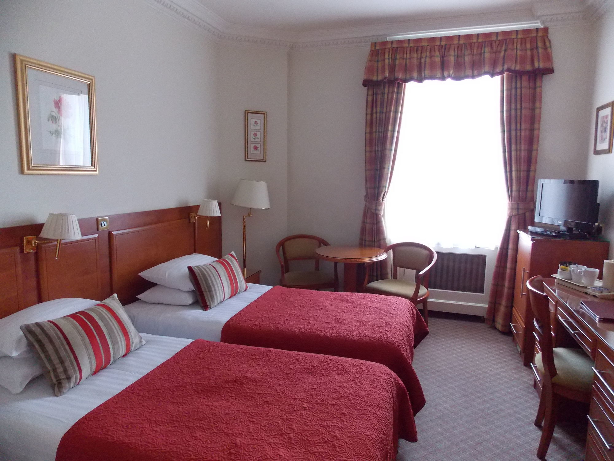 Hotel St George 3*